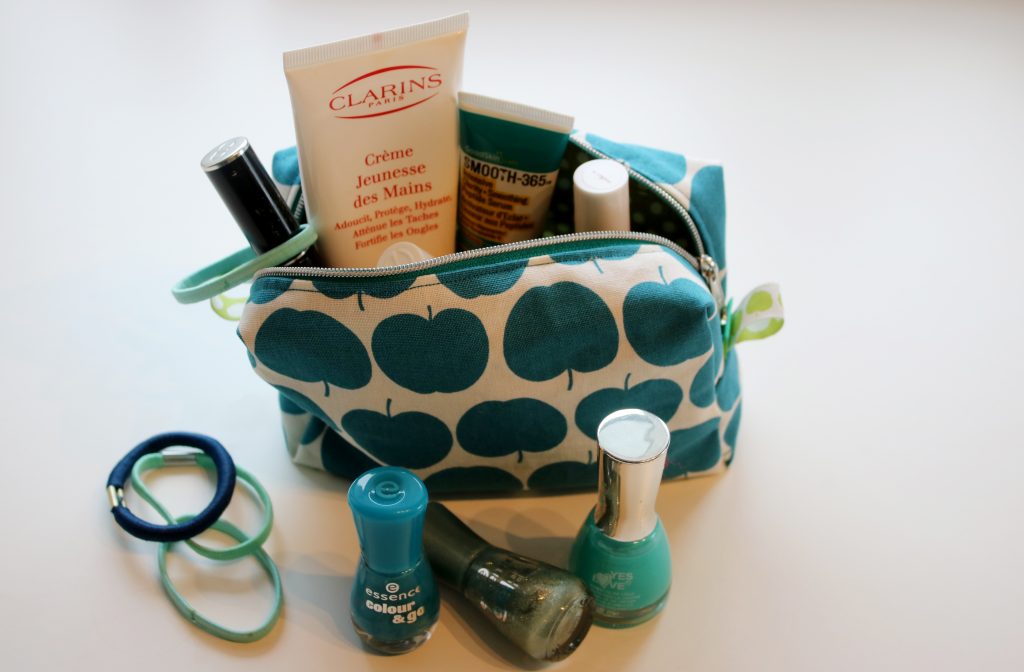 beauty bag blue